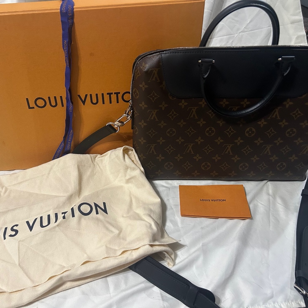 Louis Vuitton Brown Monogram Canvas and Black Leather Crossbody Bag - Picture 3 of 10